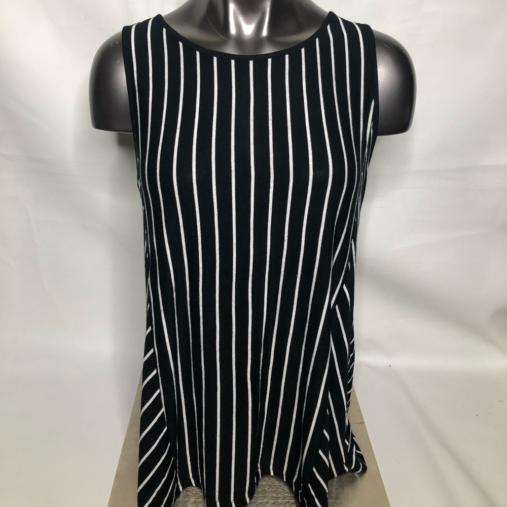 Cable & Gauge Womens Top